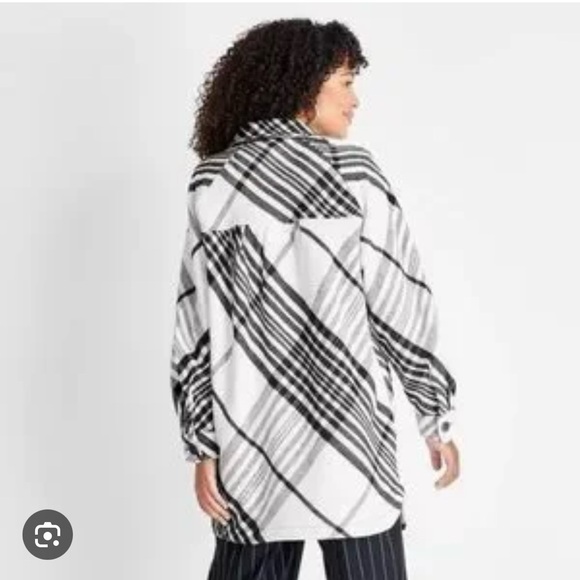 Future Collective Shacket - Picture 2 of 5